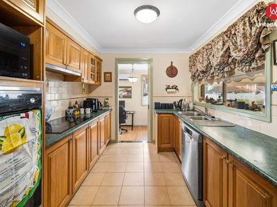 13 Hartford Avenue, Glen Alpine