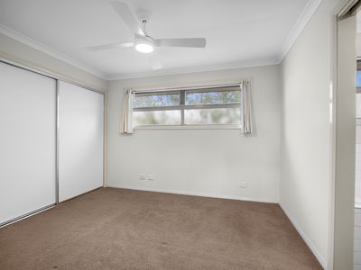 2 / 23 Symons Avenue , Hoppers Crossing