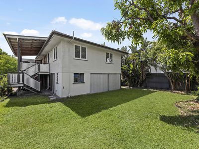 11 Almora Street, Wooloowin