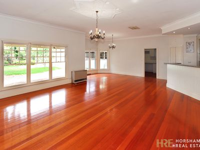 14 Bowden Street, Horsham