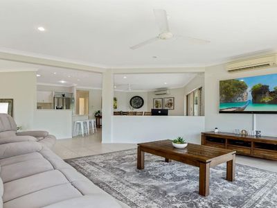 6 Ellestree Close, Redlynch
