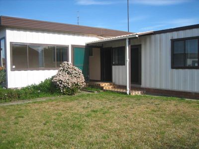 4 Addison St, Lake Illawarra