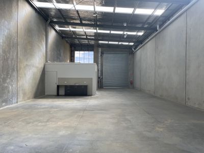 6 / 483B Dohertys Road,, Truganina