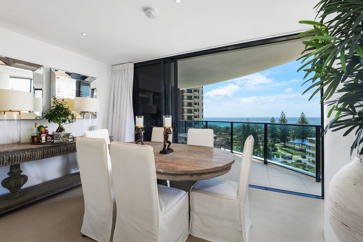 707 / 1 Oracle Boulevard, Broadbeach