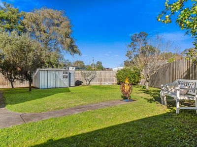 8 Eric Court, Langwarrin