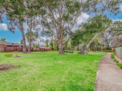 5 Cavalier Court, Thornlie