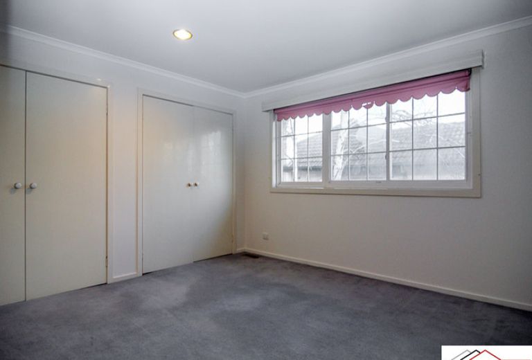 17 Talbot Road, Mount Waverley