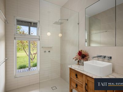 521 Molyullah-Tatong Road, Molyullah