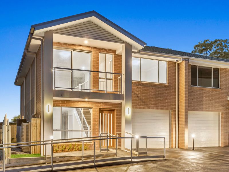 8 Gladys Avenue, Frenchs Forest