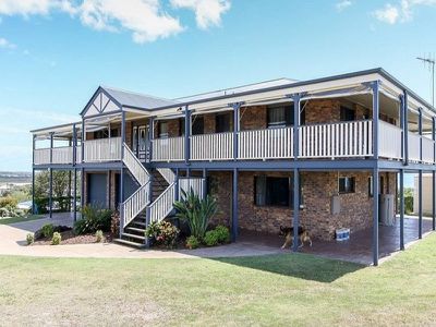 2 Tradewind Close, River Heads