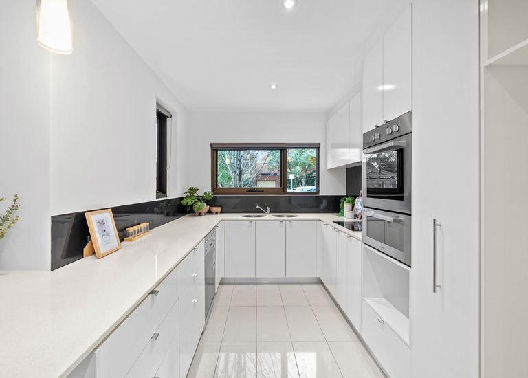 8 / 2-4 William Street, Murrumbeena