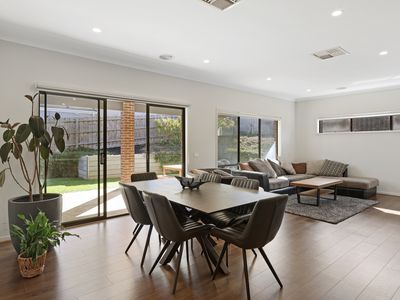 5 Dardinal Lane, Warrnambool