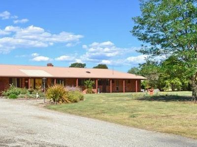 25 Monkey Gully Road, Mansfield