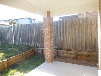 39B Ingleburn Gardens Drive, Bardia