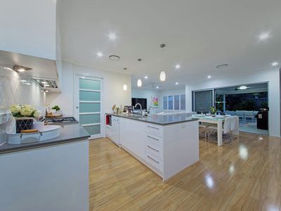 19 Foxwood Circuit, Wakerley