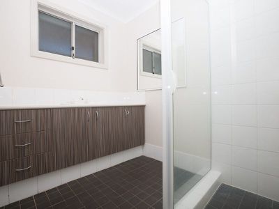 1 / 10 Dulverton Terrace, South Hedland