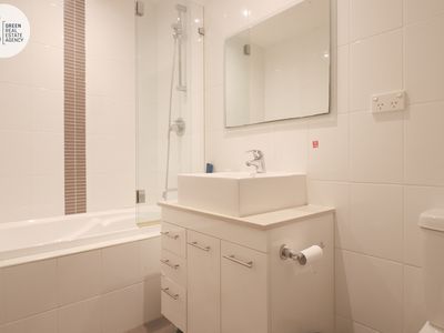 4123 / 10 Porter Street, Ryde