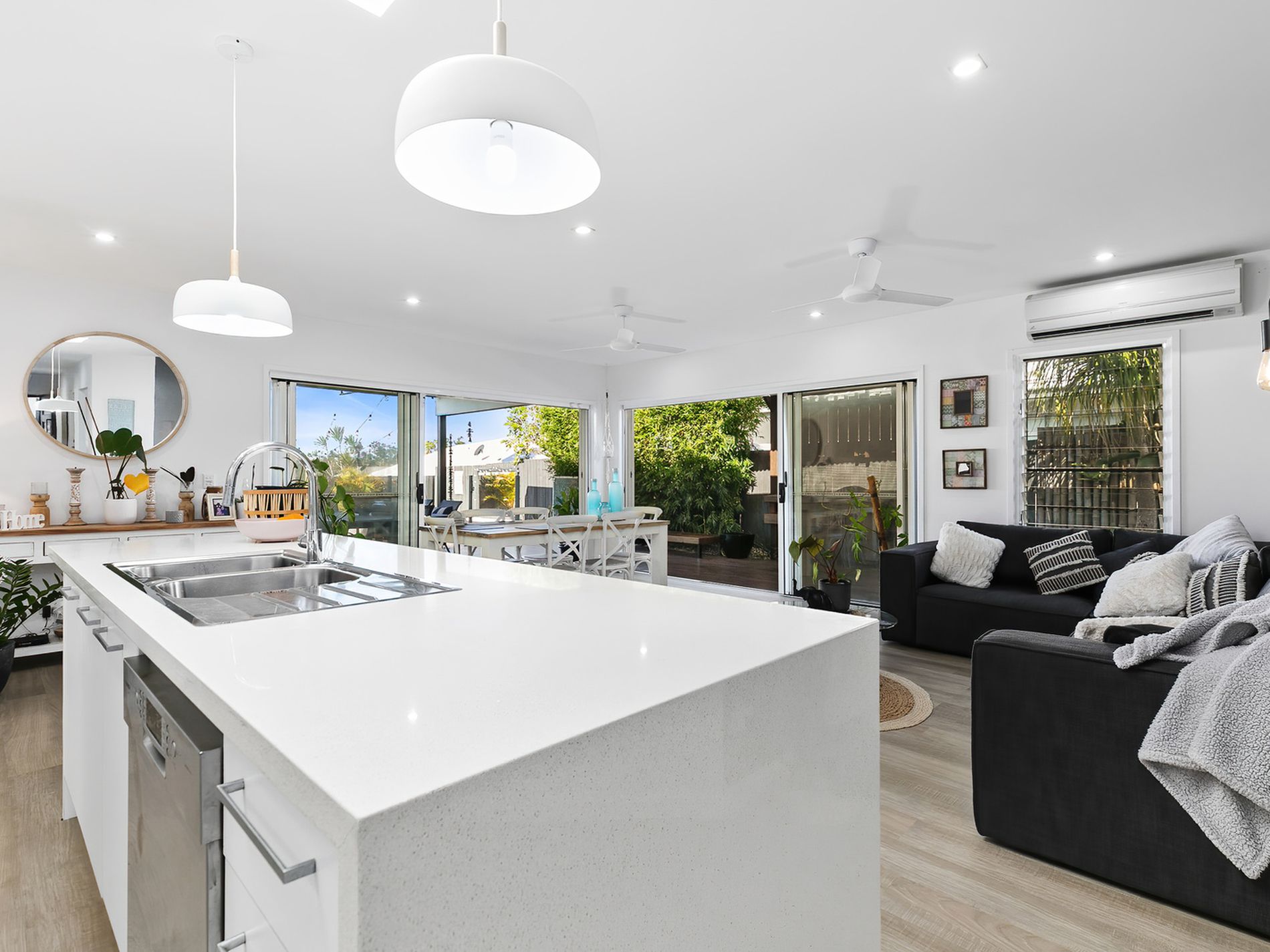 15 Maidstone Crescent, Peregian Springs