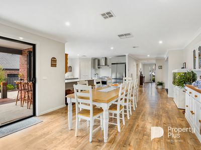 8 Lushington Rise, Mckenzie Hill