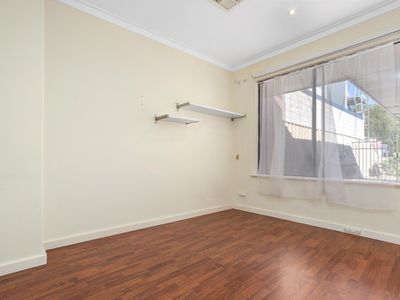 72A Corinthian Road West, Shelley