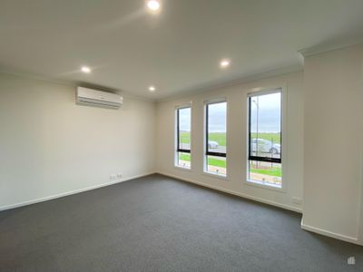 32 Greaves Avenue, Deanside