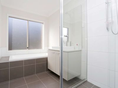 15 Hermes Avenue, Cranbourne West