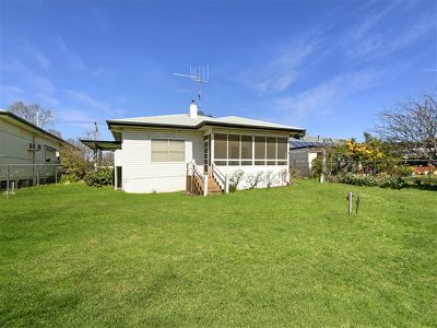 12 Bandon Street, Forbes