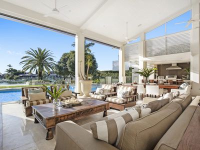 249-255 Monaco Street, Broadbeach Waters