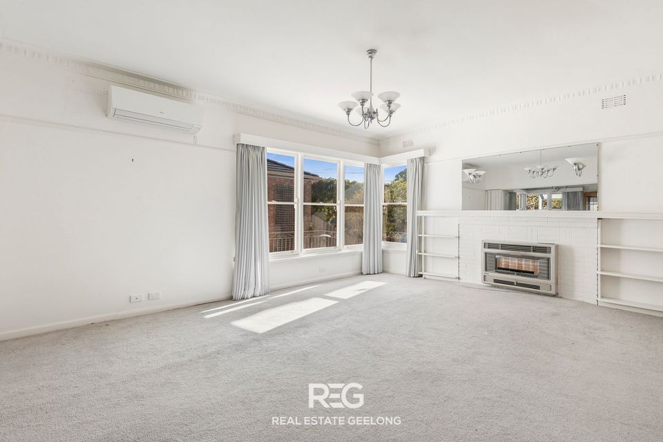 10 Lichen Grove, Highton