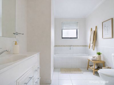 7 Pear Tree Close, Huonville