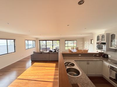 10 Gem Crescent, Narooma
