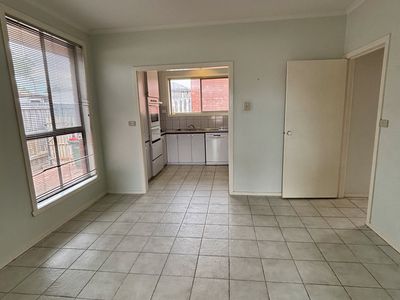 2 / 14 Yandina Road, Hoppers Crossing