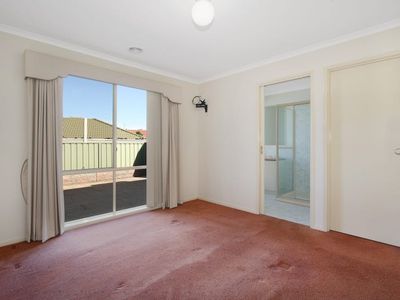 15 Clem Dr, Glenroy