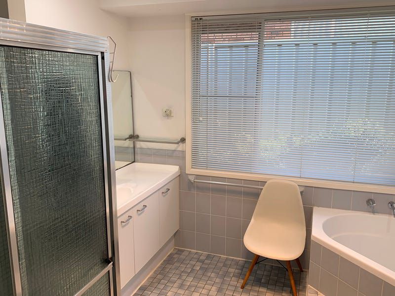 36 Darling Street, Abbotsbury