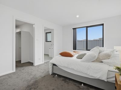 58 Deavan Drive, Shorewell Park