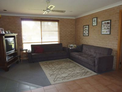 1 Bernborough Close, Tuncurry
