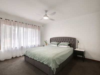 11 Parish Crescent, Murray Bridge