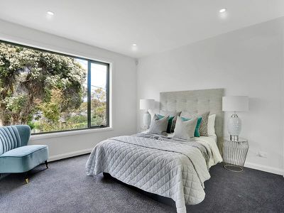 32 Hillside Road, Bulleen