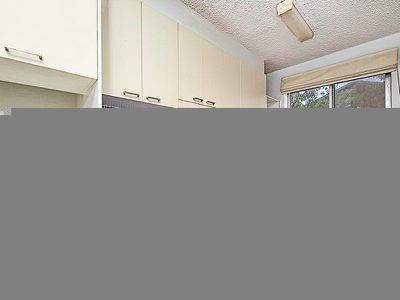 1 / 30 Trinculo Place, Queanbeyan
