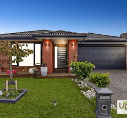 110 Linsell Bvd Service Road, Cranbourne East