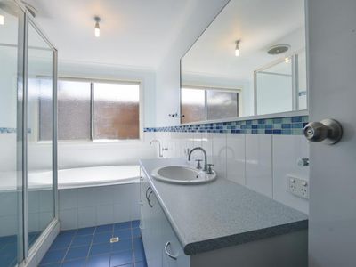 109 Killarney Street, Lamington