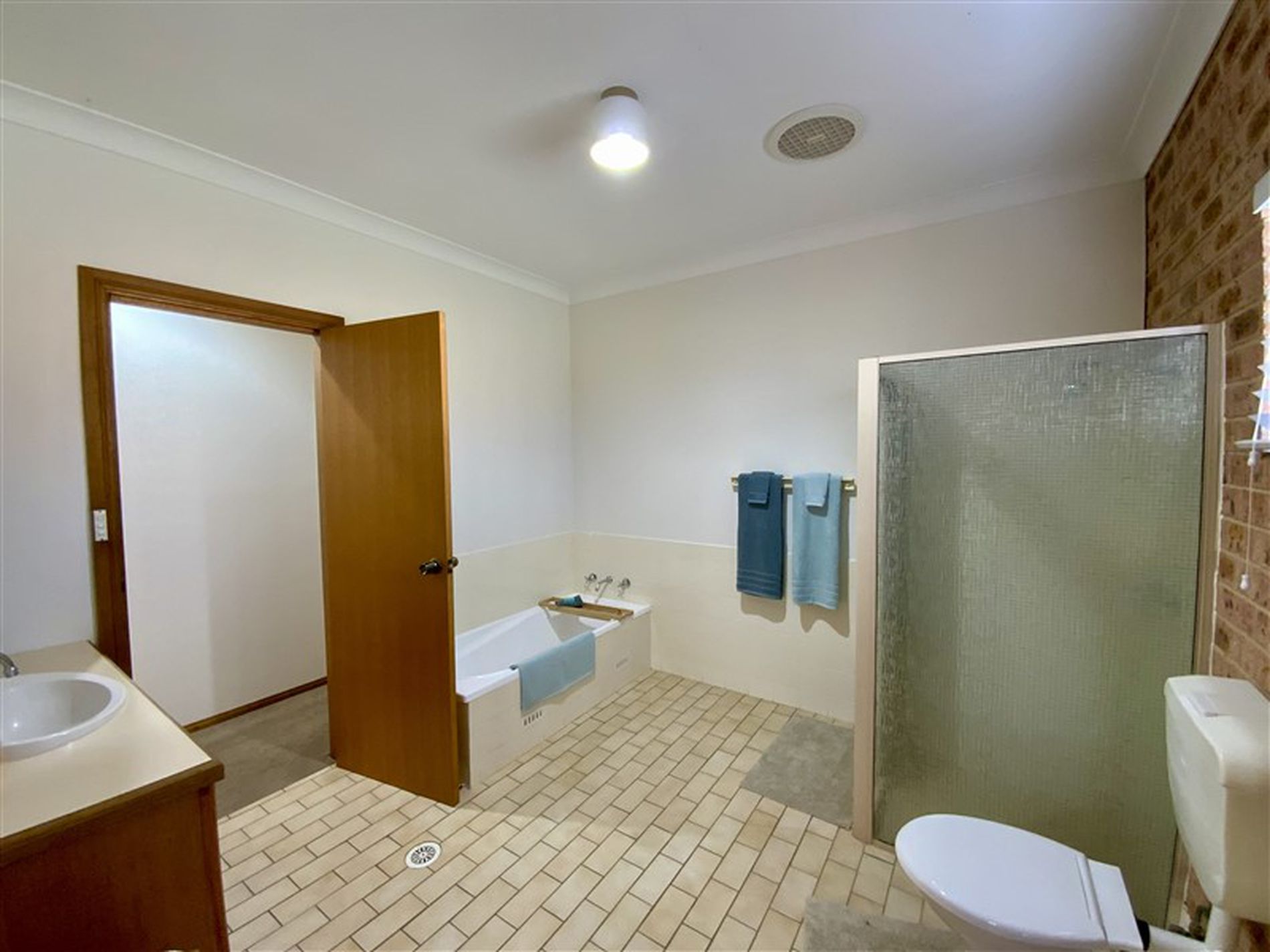 1/124 York Street, Forbes