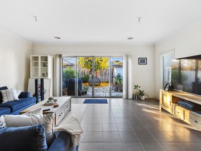 2 / 26 Charlotte Street, Newport