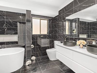 27 Solander Avenue, West Hoxton