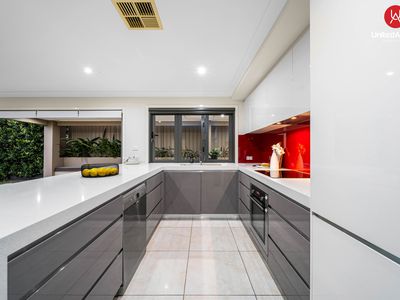 8 Avoca Close, West Hoxton