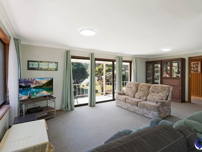 11 Old Highway, Narooma