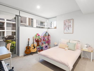 607 / 2 Moreau Parade, East Perth