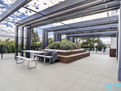 21 / 2729 Gold Coast Highway, Broadbeach