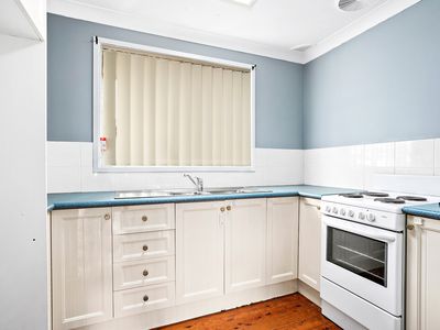 2 / 7 Central Avenue, Oak Flats