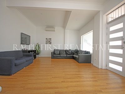 8 Waverley Street, Belmore